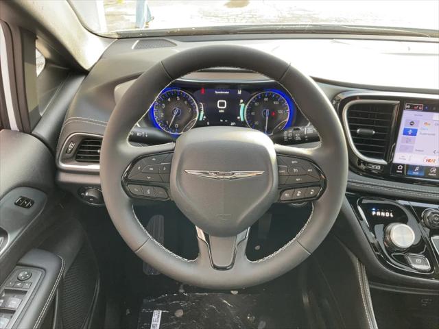 2026 Chrysler Pacifica Limited AWD