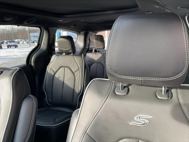 2026 Chrysler Pacifica Limited AWD