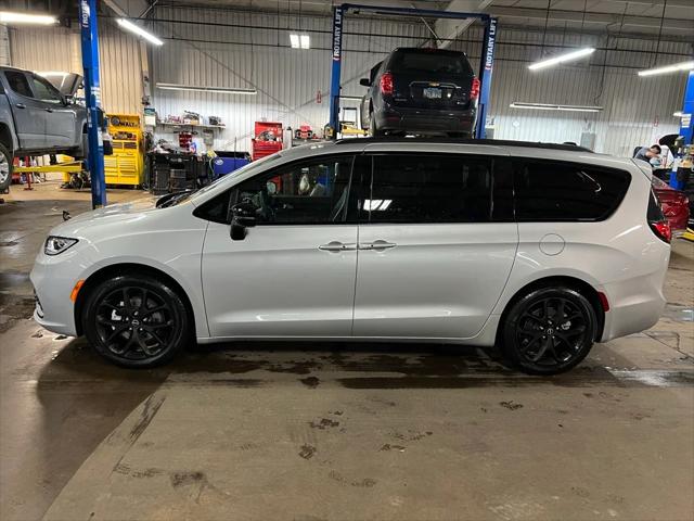 2026 Chrysler Pacifica PACIFICA LIMITED