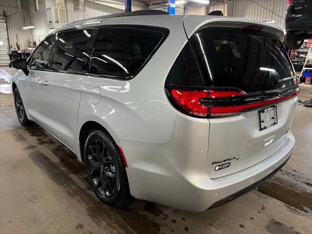 2026 Chrysler Pacifica PACIFICA LIMITED 2026 Chrysler Pacifica PACIFICA LIMITED