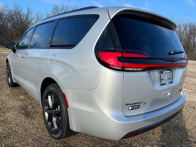 2026 Chrysler Pacifica PACIFICA LIMITED AWD