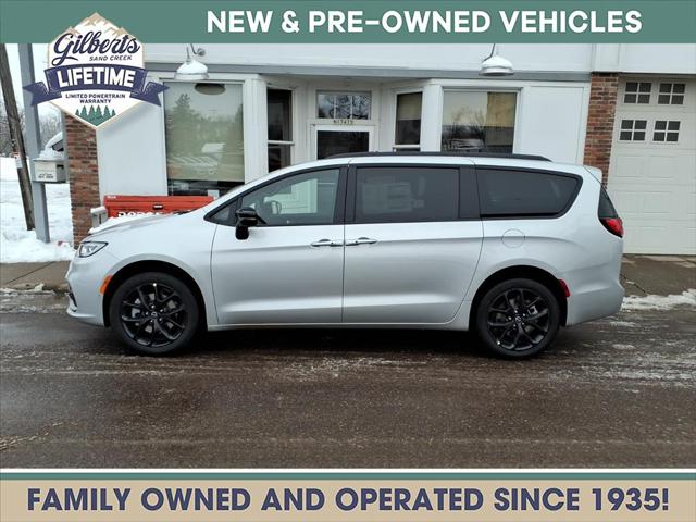 2026 Chrysler Pacifica PACIFICA SELECT AWD
