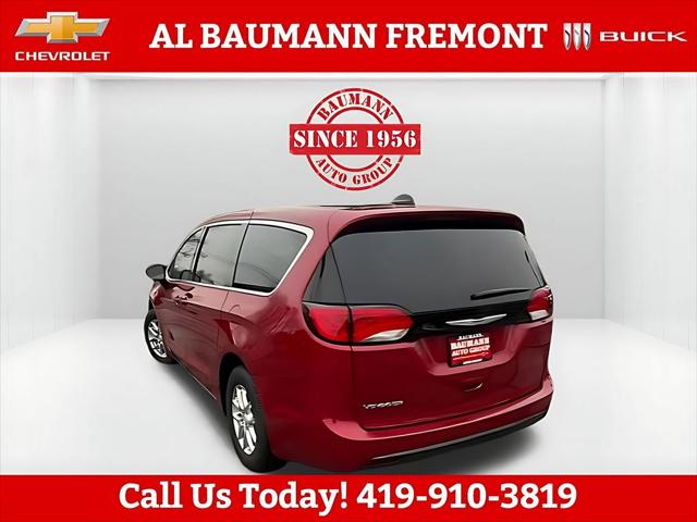 2026 Chrysler Voyager VOYAGER LX