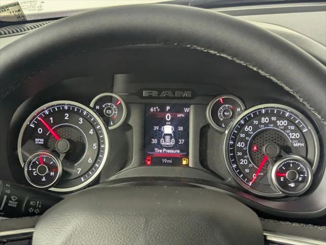2026 Ram 1500 Big Horn Crew Cab 4x4 5'7" Box