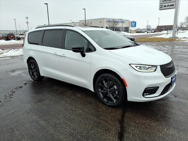 2026 Chrysler Pacifica PACIFICA LIMITED AWD