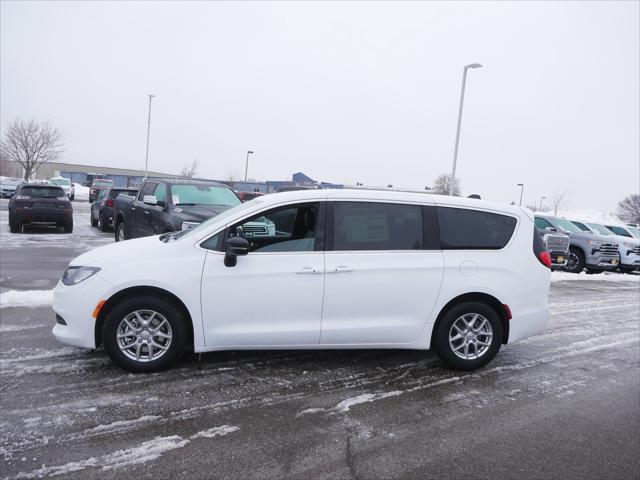 2026 Chrysler Voyager VOYAGER LX