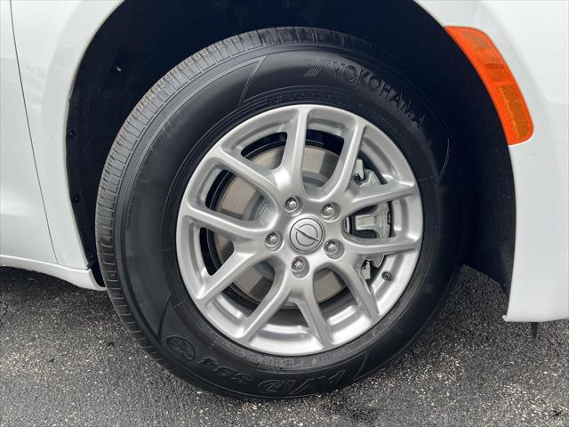 2026 Chrysler Voyager VOYAGER LX