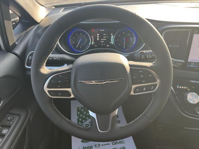 2026 Chrysler Voyager LX