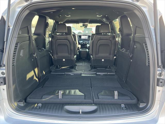 2026 Chrysler Voyager LX