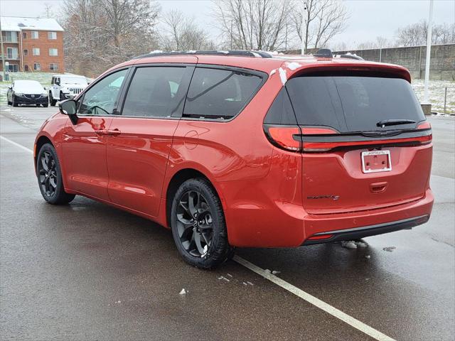 2026 Chrysler Pacifica PACIFICA SELECT