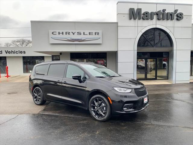 2026 Chrysler Pacifica PACIFICA SELECT AWD