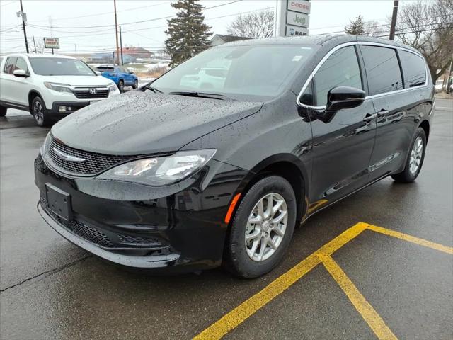 2026 Chrysler Voyager VOYAGER LX