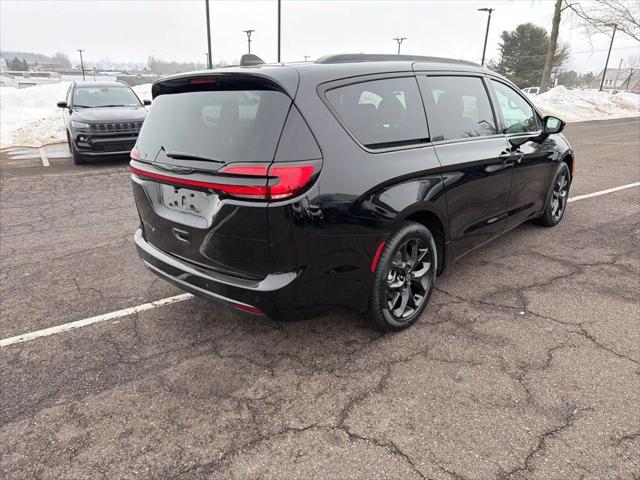 2026 Chrysler Pacifica PACIFICA SELECT