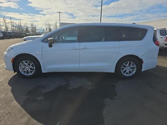 2026 Chrysler Voyager VOYAGER LX