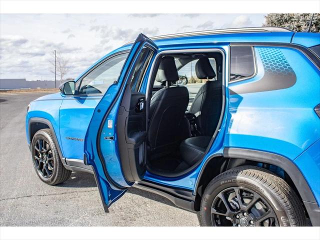 2026 Jeep Compass Latitude Altitude
