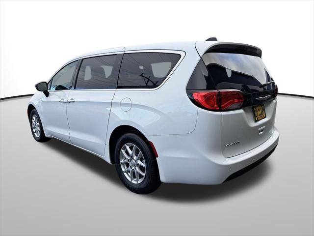 2026 Chrysler Voyager VOYAGER LX