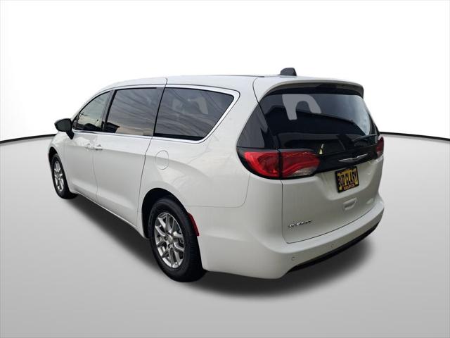 2026 Chrysler Voyager VOYAGER LX