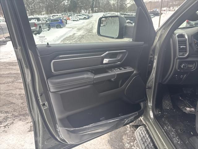 2026 Ram 1500 Big Horn Crew Cab 4x4 5'7" Box