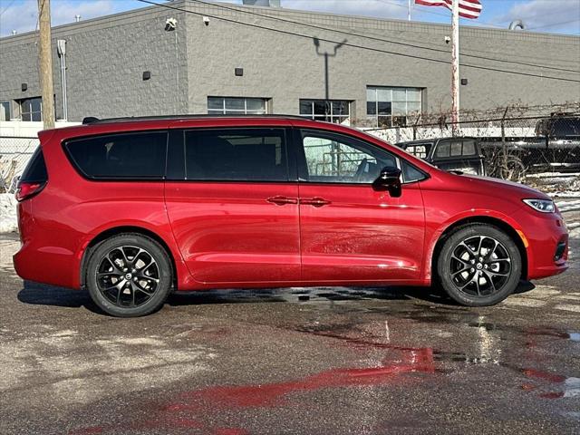 2026 Chrysler Pacifica PACIFICA SELECT