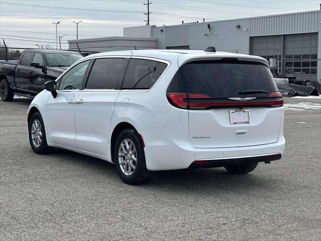 2026 Chrysler Pacifica PACIFICA SELECT