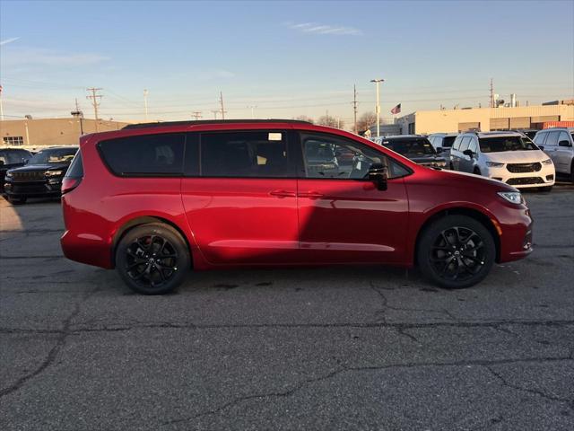 2026 Chrysler Pacifica PACIFICA LIMITED AWD 2026 Chrysler Pacifica PACIFICA LIMITED AWD