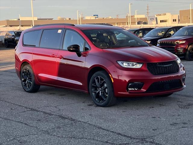 2026 Chrysler Pacifica PACIFICA LIMITED AWD