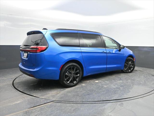 2026 Chrysler Pacifica PACIFICA SELECT AWD 2026 Chrysler Pacifica PACIFICA SELECT AWD