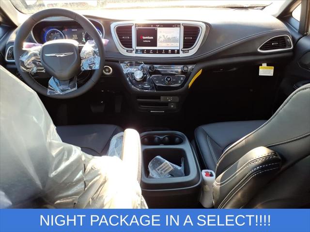2026 Chrysler Pacifica Select AWD