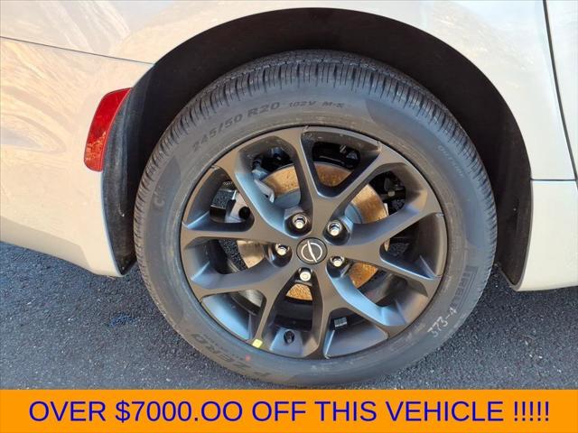 2026 Chrysler Pacifica Select AWD