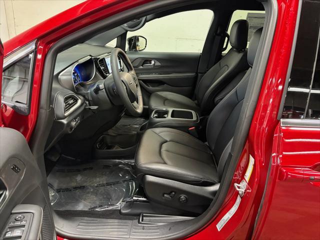 2026 Chrysler Pacifica PACIFICA SELECT AWD 2026 Chrysler Pacifica PACIFICA SELECT AWD