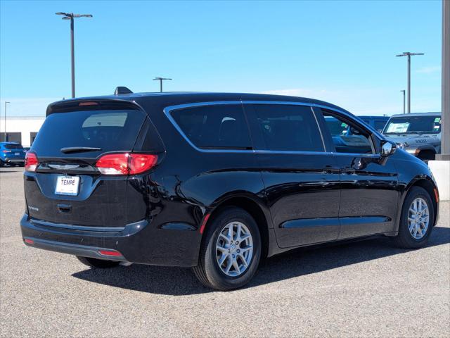 2026 Chrysler Voyager LX