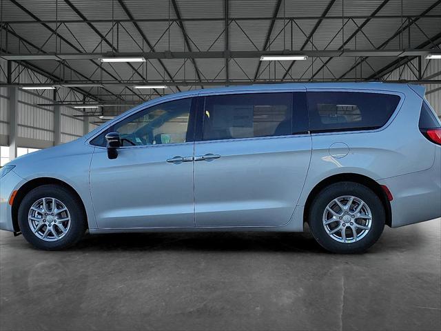 2026 Chrysler Voyager VOYAGER LX