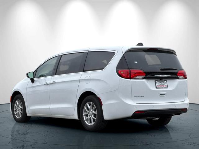 2026 Chrysler Voyager LX