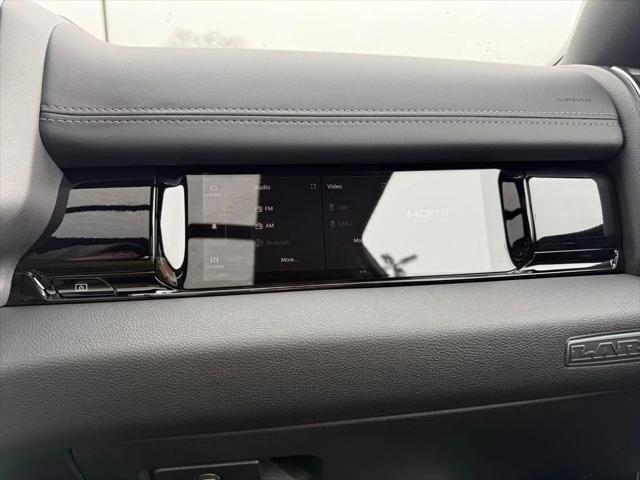 2026 Ram 1500 Laramie Crew Cab 4x4 5'7" Box