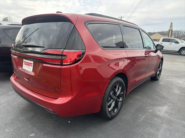 2026 Chrysler Pacifica PACIFICA SELECT AWD