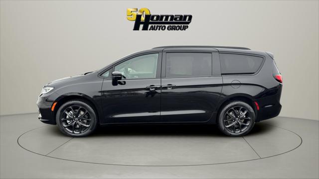 2026 Chrysler Pacifica PACIFICA LIMITED AWD