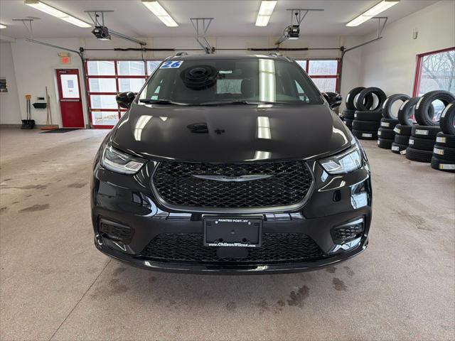 2026 Chrysler Pacifica PACIFICA SELECT AWD