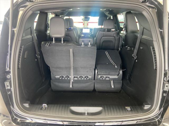 2026 Chrysler Pacifica Select AWD