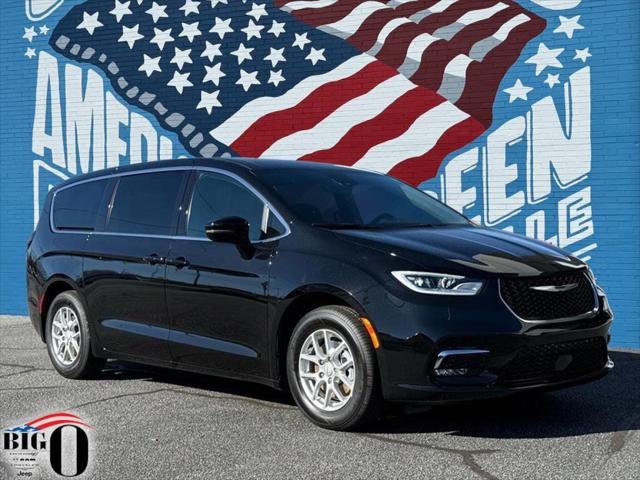 2026 Chrysler Pacifica Select for sale in Greenville, SC