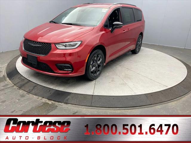 2026 Chrysler Pacifica PACIFICA SELECT AWD