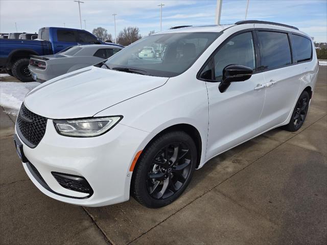 2026 Chrysler Pacifica PACIFICA LIMITED