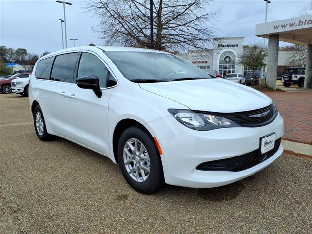 2026 Chrysler Voyager VOYAGER LX