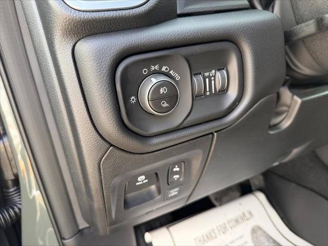 2026 Ram 1500 Big Horn Crew Cab 4x4 5'7" Box