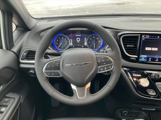 2026 Chrysler Voyager VOYAGER LX