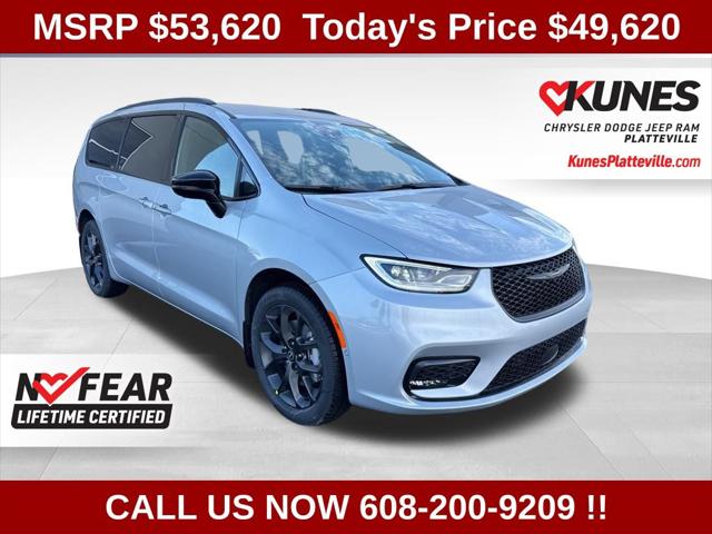 2026 Chrysler Pacifica PACIFICA SELECT AWD