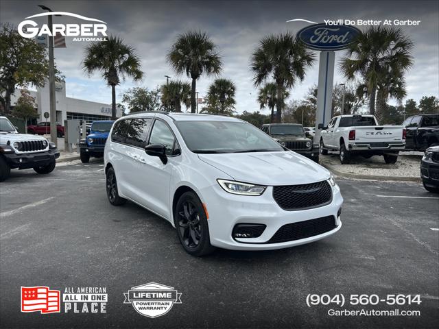 2026 Chrysler Pacifica Select for sale in Green Cove Springs, FL