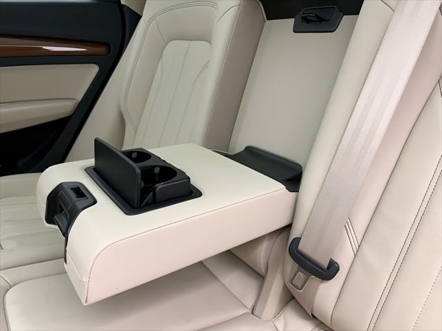 2022 Audi Q5 Premium 45 TFSI S line quattro S tronic