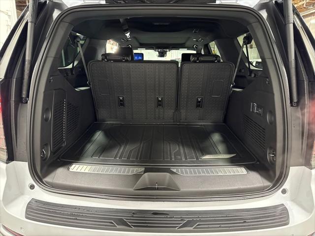 2026 Chevrolet Suburban Premier, 4WD