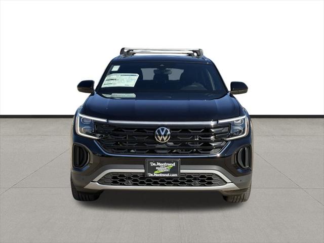 2026 Volkswagen Atlas Cross Sport SE with Technology