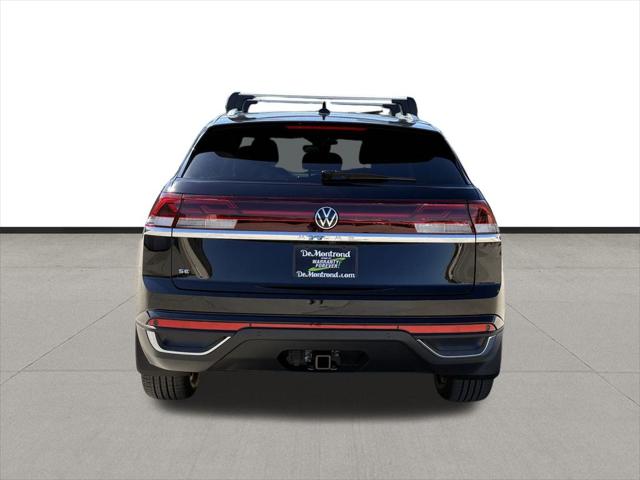2026 Volkswagen Atlas Cross Sport SE with Technology